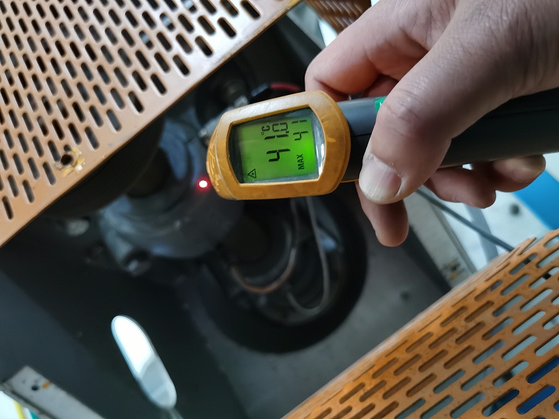 怎么讓不銹鋼風(fēng)機(jī)在長(zhǎng)期運(yùn)行中不跳機(jī)？